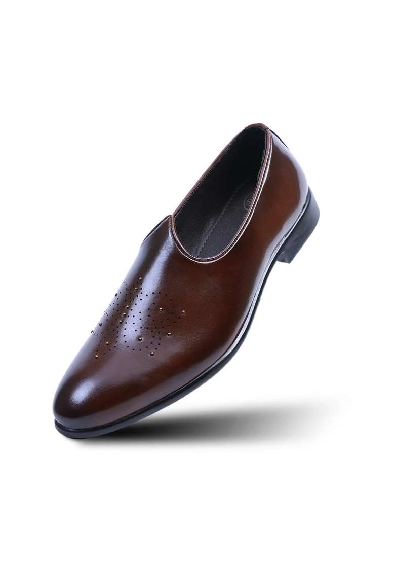Monkstory Studded Mojari Burnished Brown - Indya