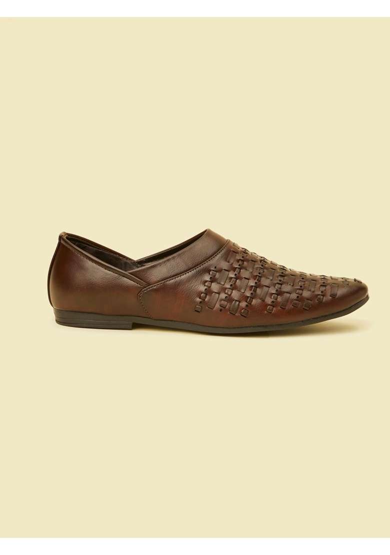 Manyavar Brown Self Texture Loafers Juti Mens Ethnic Jutti - Indya