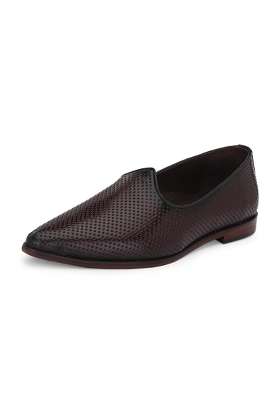 HITZ Mens Brown Leather Slip on Ethnic Shoes