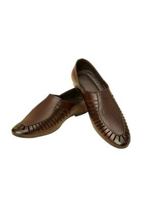 Manyavar Brown Mens Loafers Style Self Design Shoes Ethnic Juttis and Mojaris