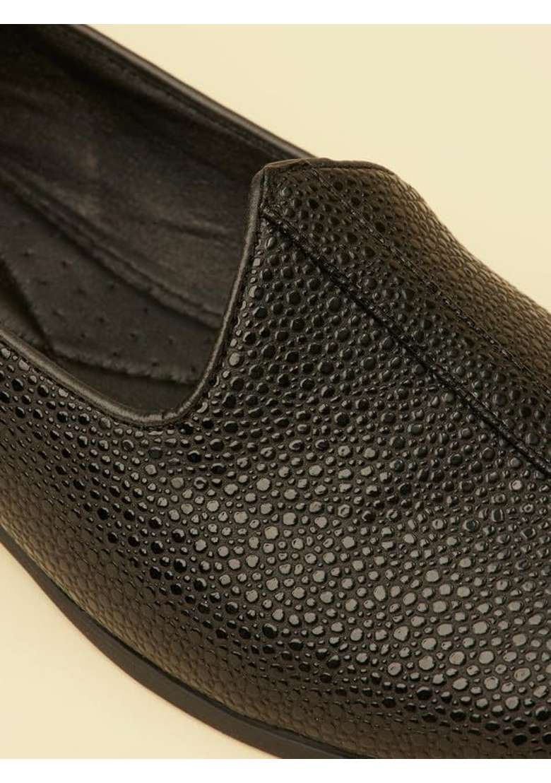 Manyavar Black Mens Loafer Style Shoes Ethnic Juttis and Mojaris - Indya