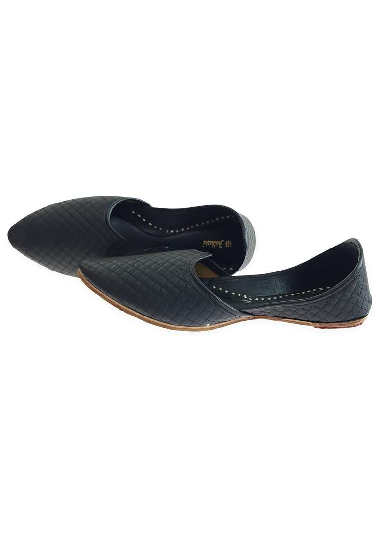 Fulkari Black Men Genuine Soft Leather Casual Jutis Bite and Pinch Free Jutti - Indya