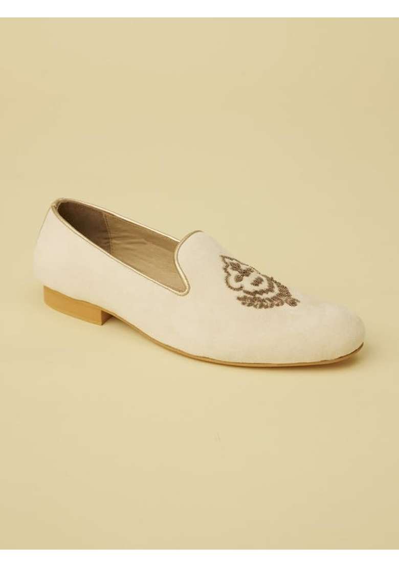 Manyavar Beige Hand Embroidery Loafers Juti Mens Ethnic Jutti - Indya