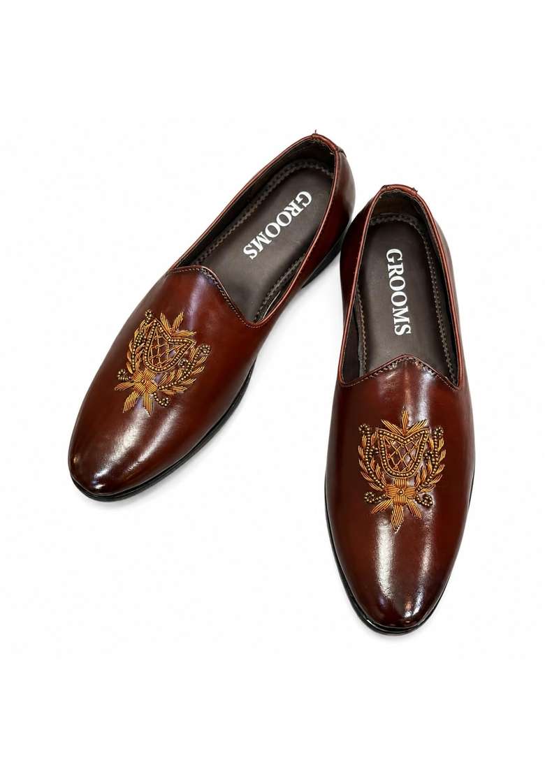 Brown Zari Embroidery Jutti for Men Pull on Ethnic Wear - Indya