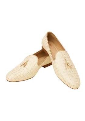 Manyavar Cream Mens Sequinned Tasseled Jutti Ethnic Juttis and Mojaris