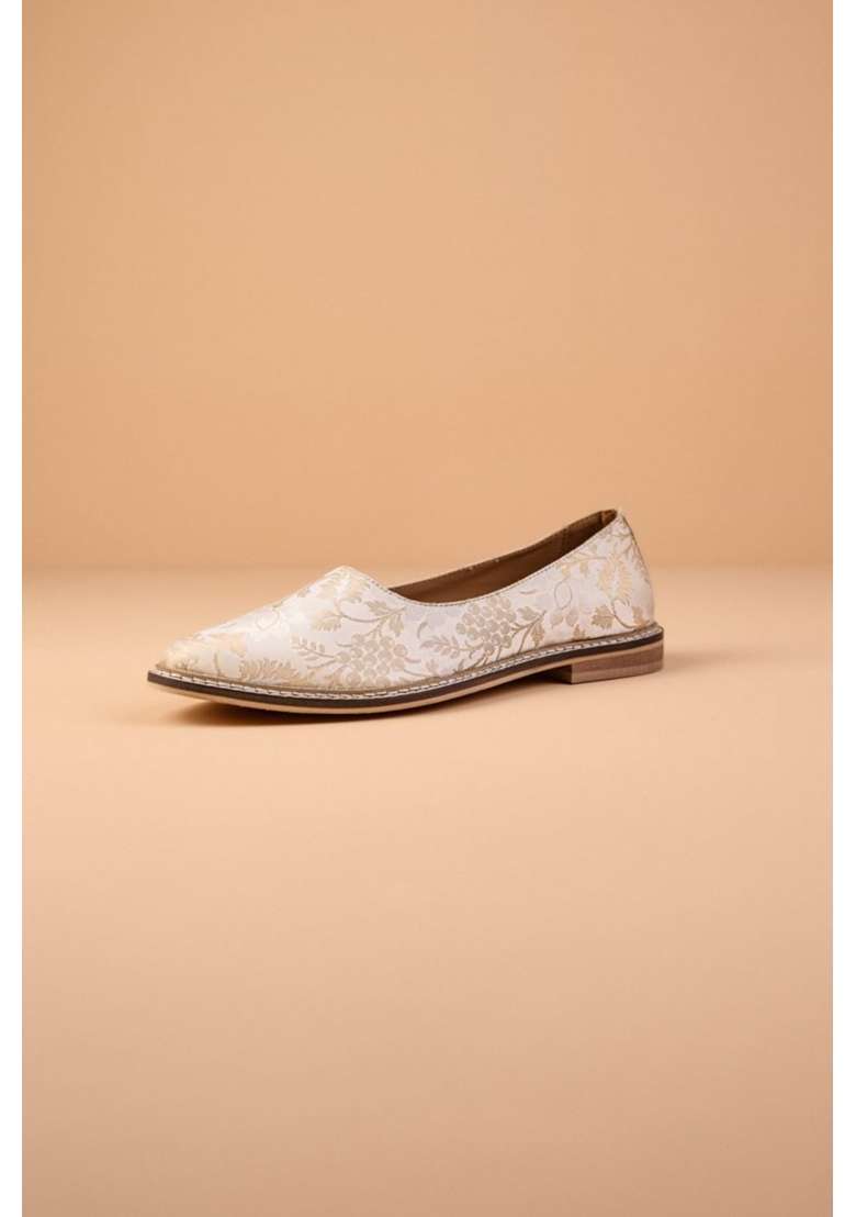 Tasva Gold Brocade Mojari Size 9 - Indya