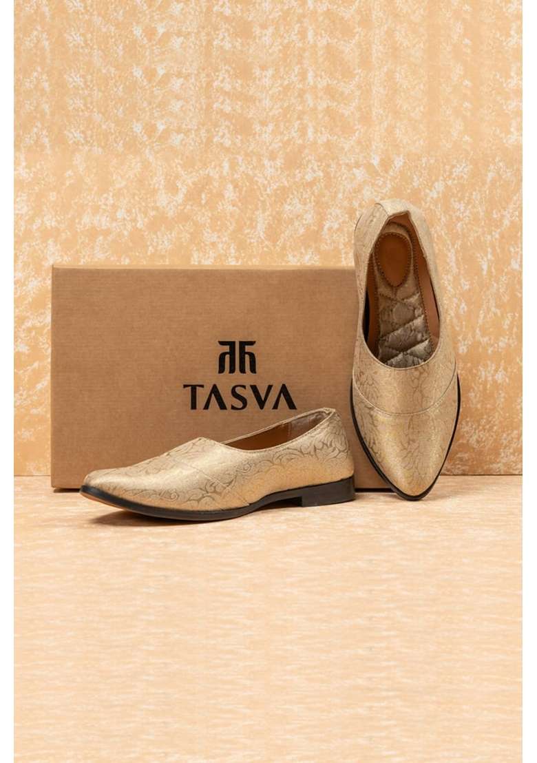 Tasva Gold Brocade Mojari Size L - Indya