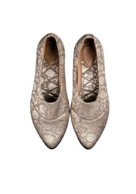 Tasva Light Grey Brocade Mojari Size 2XL