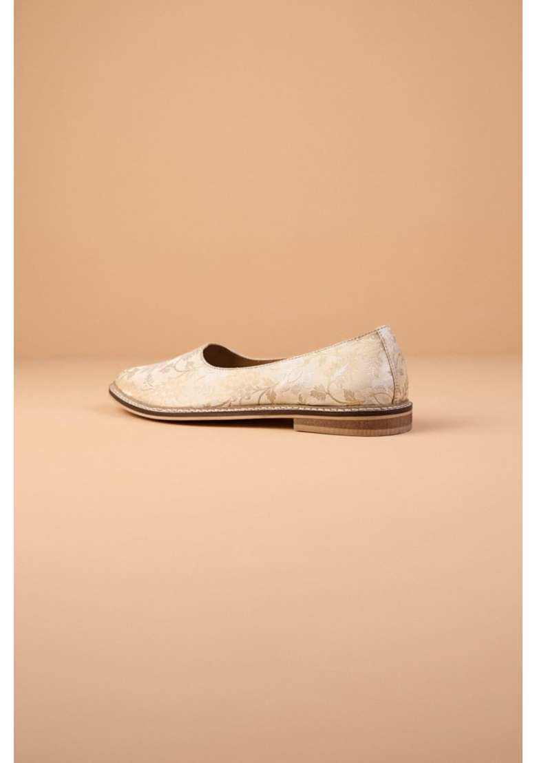 Tasva Gold Brocade Mojari Size 7 - Indya
