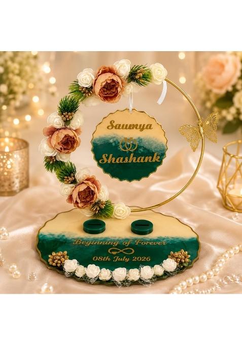AARU TARU Craft 10 Inch Customizable Resin Engagement Platter with Decorative Golden Hoop