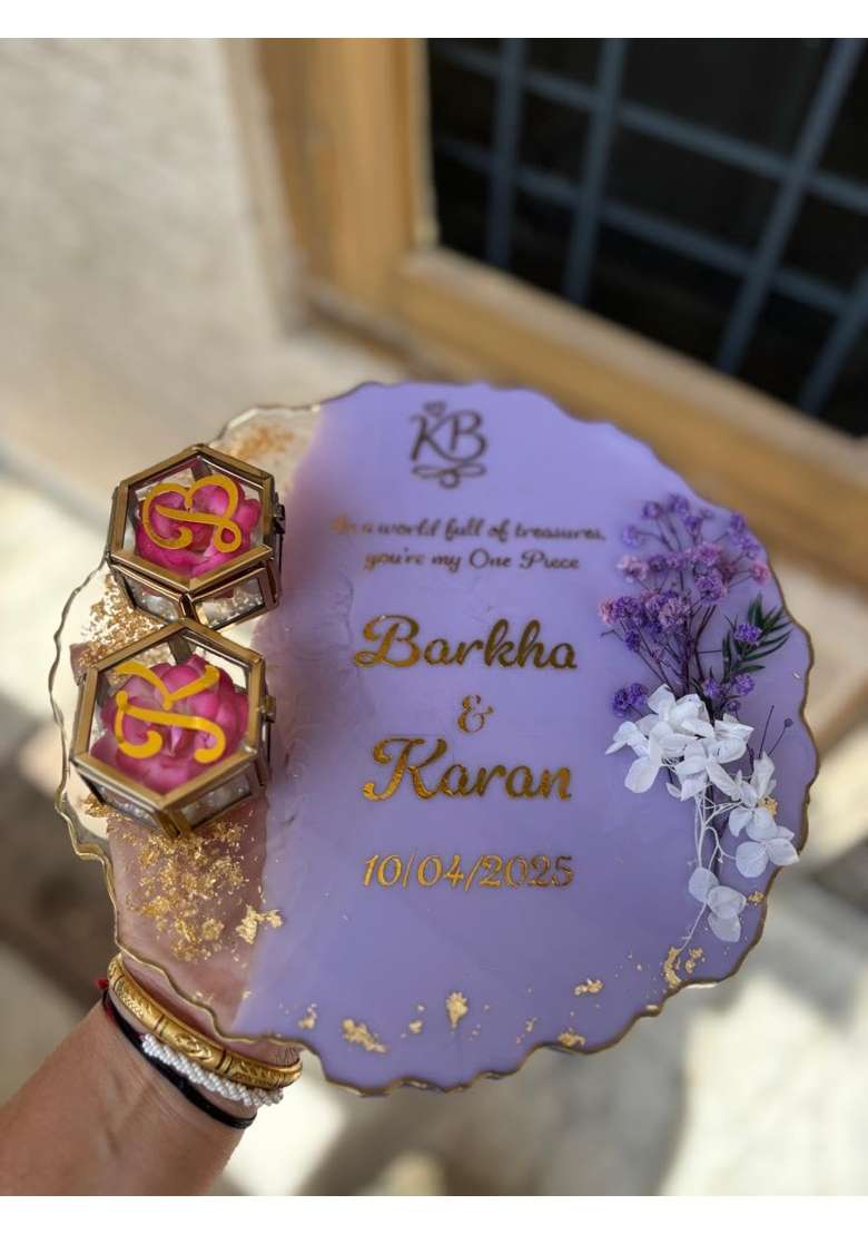 Shyama Craft Lavender 10 Inch Resin Engagement Ring Platter with Vintage Ring Box - Indya