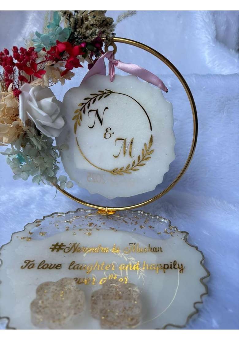 Shyama Craft White Resin Engagement Ring Double Platter with Real Dried Flowers - Indya