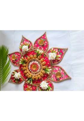 Dhaga Home Storiee Pichwai Rangoli MDF T Light Holder Set