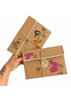 Petalsbyshweta A5 Size Pressed Flower Envelopes 5 Point 8 Point 2 Inches Pack of 4