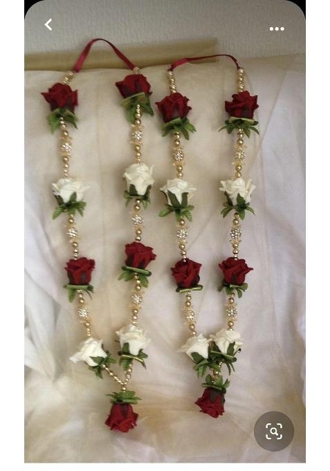 Artificial Flower Wedding Varmala Jaimala Crafted with Beautiful Red and White Rose Flowers