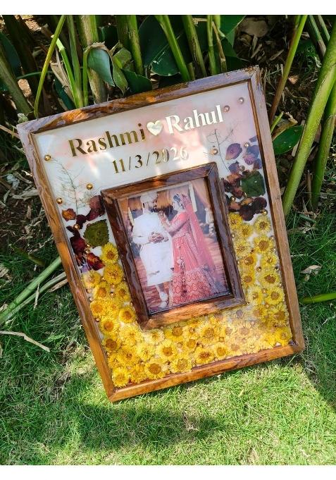 16 X 12 INCH Customised Resin Wedding Varmala Flower Preservation Frame with Photo Full Deep Preservation