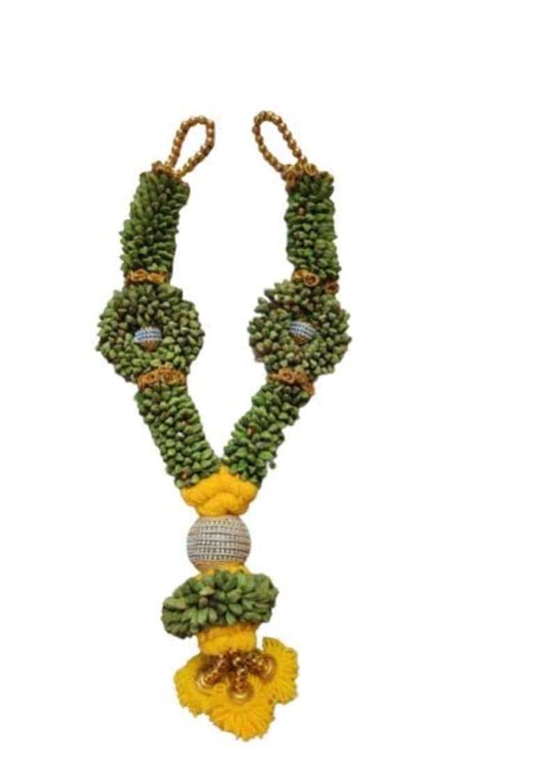 Elaichi Mala Elakkai Malai Elakulu Mala Cardamom Garland for Photo Frame 1 and Half Feet - Indya