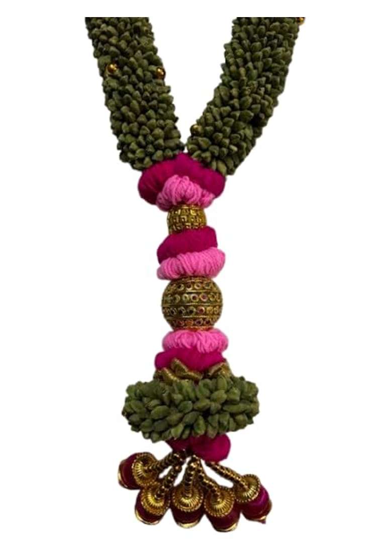 Elaichi Mala Elakkai Malai Elakulu Mala Cardamom Garland 2 and Half Feet Pack of 1 - Indya