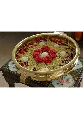 Buyerwell Gold Plain Brass Decorative Urli Uruli Bowl 14 Inch Handcrafted Bowl for Floating Flowers Home