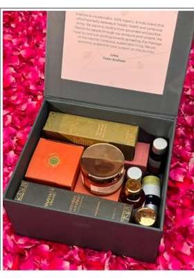 Anahata Organics Rajkumari Gift Set Natural Skincare Haircare
