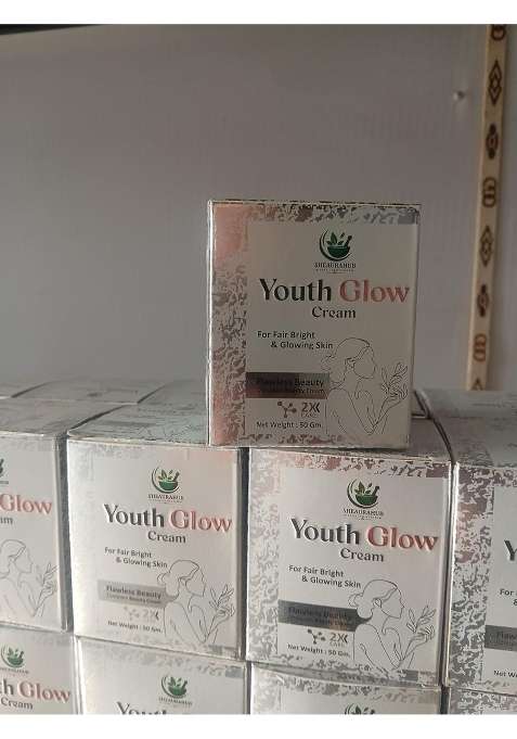 Sheaurahub Youth Glow Cream for Fair Bright and Glowing Skin 50 G