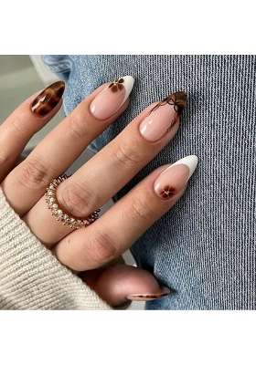 MILO Nails Printed French Flower Press on Nails Handmade Custom Reusable Gel Nails Set of 10
