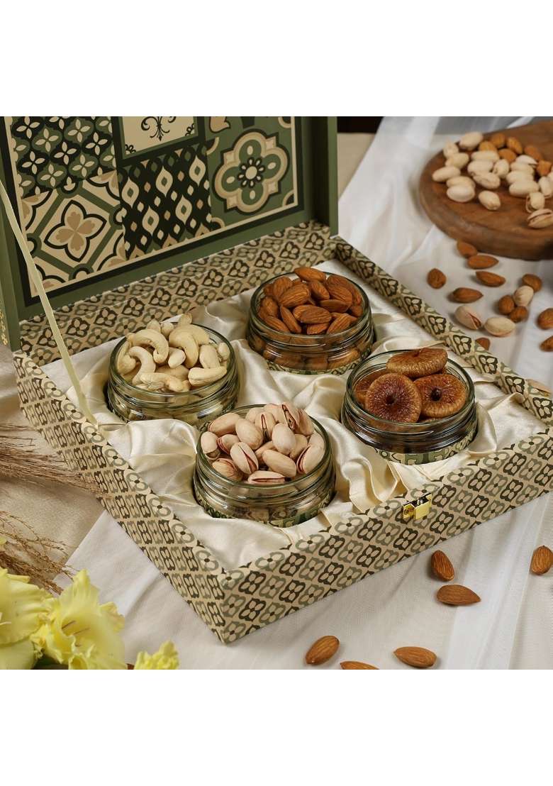 Riwaz Luxury Rajwada Dry Fruits Gift Box 4 Salsa Jars with Almonds Cashews Pistachios and Figs - Indya