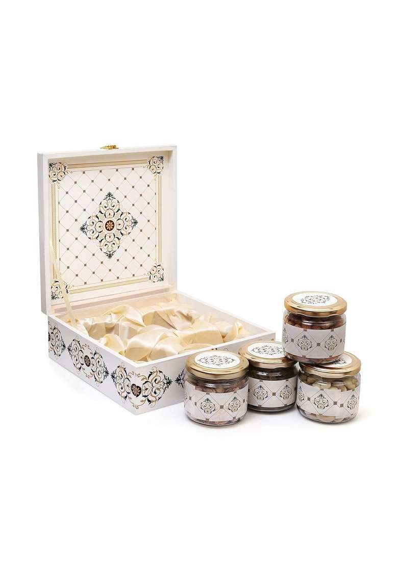 Sonature Handmade Dry Fruit Premium Gift Box Premium Gift Hamper - Indya