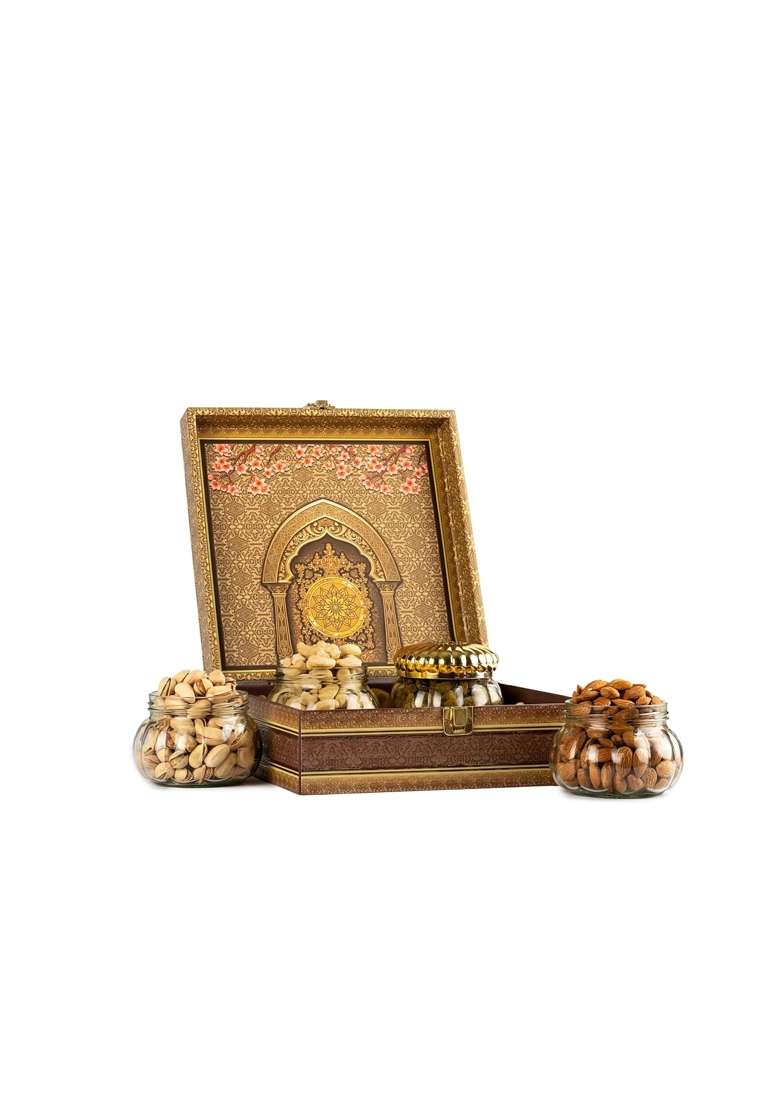 Browntree Dry Fruit Gift Hamper 700G Almonds Cashews Raisins Pista - Indya