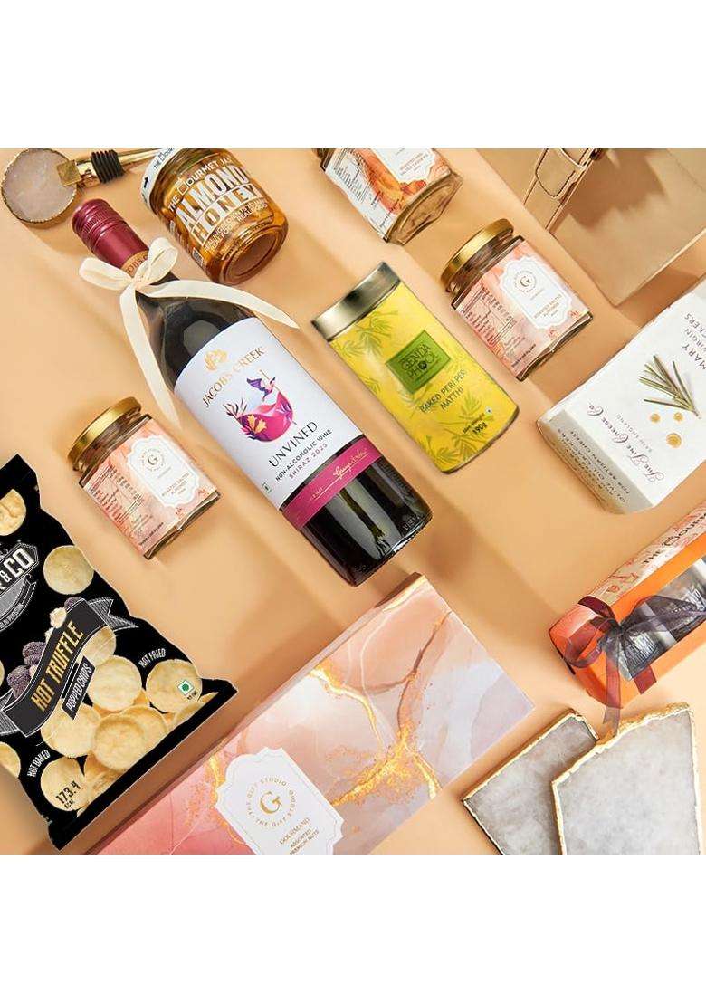 The Gift Studio COM Luxe Gourmet Hamper with Jacobs Creek Unvined Shiraz 750ML - Indya