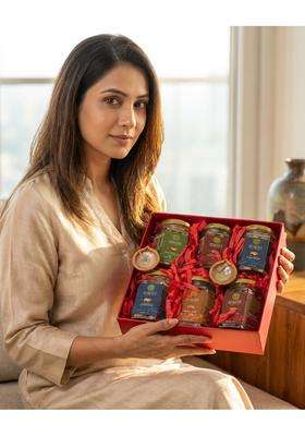 Multicolor Mothers Day Gourmet Dry Fruits Combo Pack Gift Hamper Salted Roasted Cashews Almonds