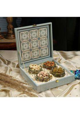Riwaz Luxury Square Dry Fruits Gift Box 4 Salsa Jars with Almonds Cashews Pistachios and Raisins