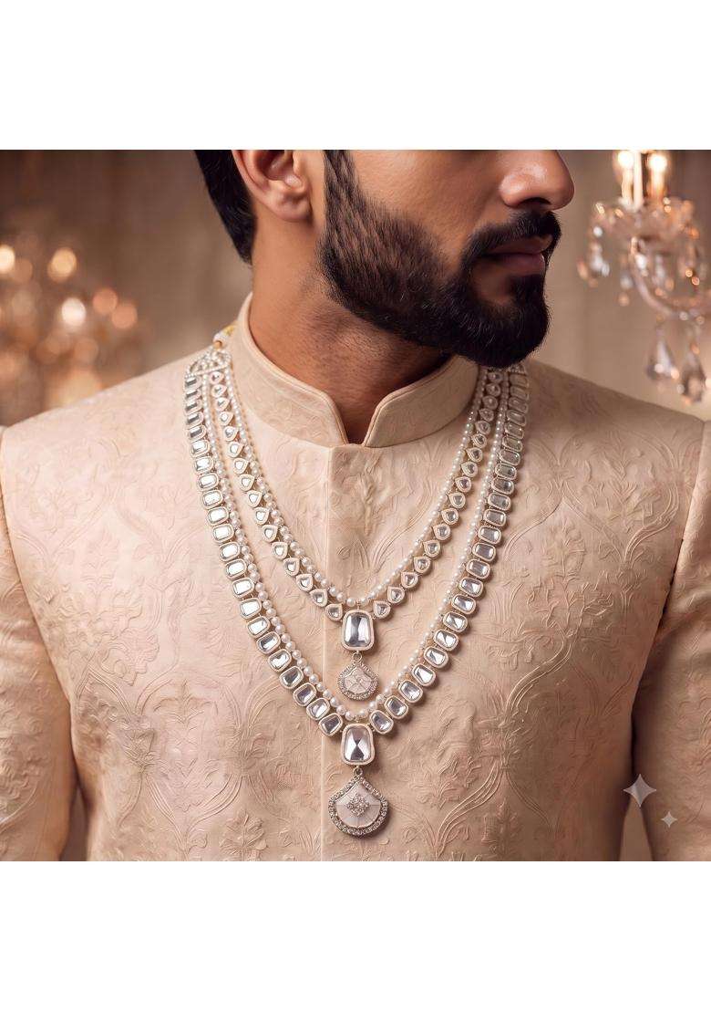 Jiyanshi Fashion White Mens Kundan and Pearl Dulha Mala - Indya