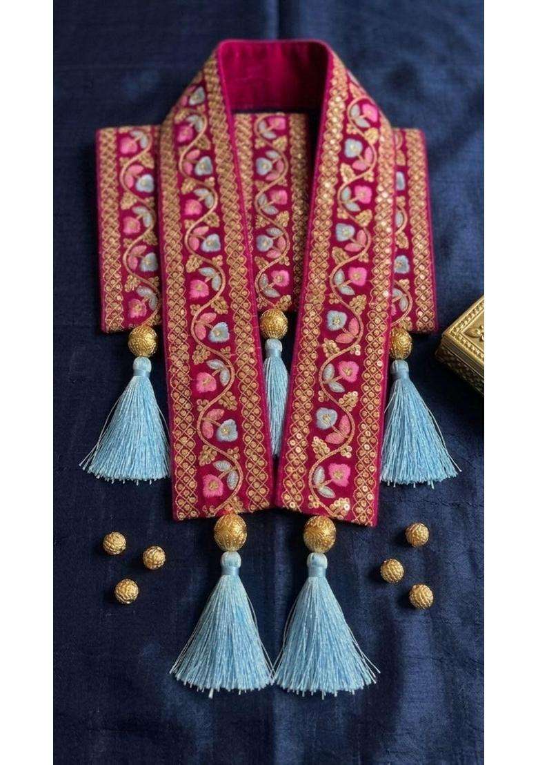 Moh and Maya Traditional Wedding Swagat Mala for Guests Velvet Decorative Welcome Mala with Floral Embroidery - Indya