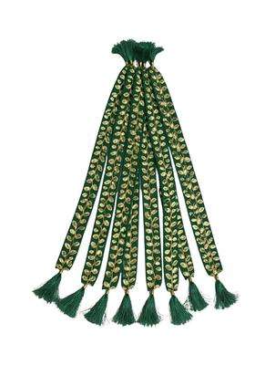 Moh and Maya Velvet Swagat Mala for Wedding and Festive Green Mala with Lace Trim
