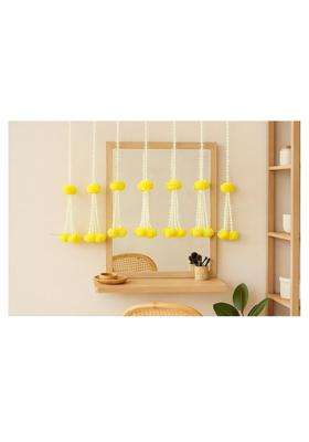 Sphinx Artificial Rajnigandha Strings with Fluffy Marigold Tassels