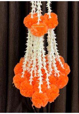 Sphinx Artificial Rajnigandha Tuberose and Clustered Marigold Genda