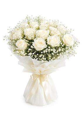 Florist Collection Artificial Flower Bouquet White Handmade Decorative Floral Bouquet with Seasonal Fillers