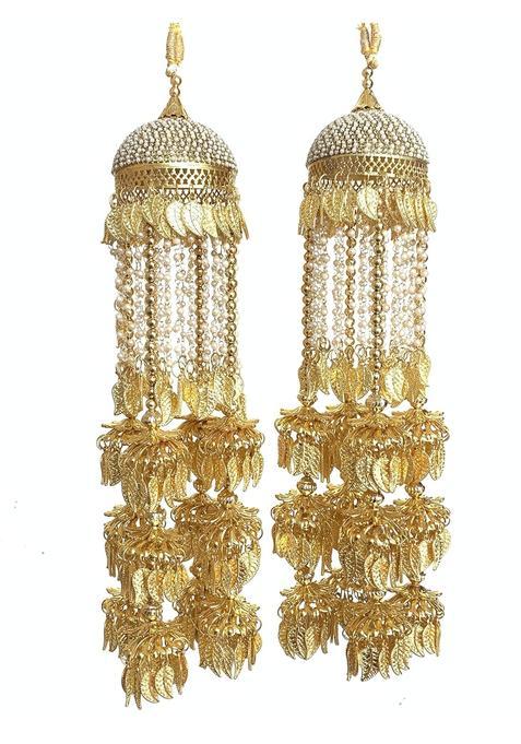 Darshan LAL and SONS Golden Metal Kaleera Kalira with Long Pearl Chain and Leaf Design for Girls
