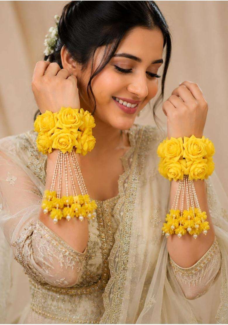 Realtrend Premium Fower Jewellery Kalire Adjustable Jewellery for Haldi Baby Shower Mehndi - Indya