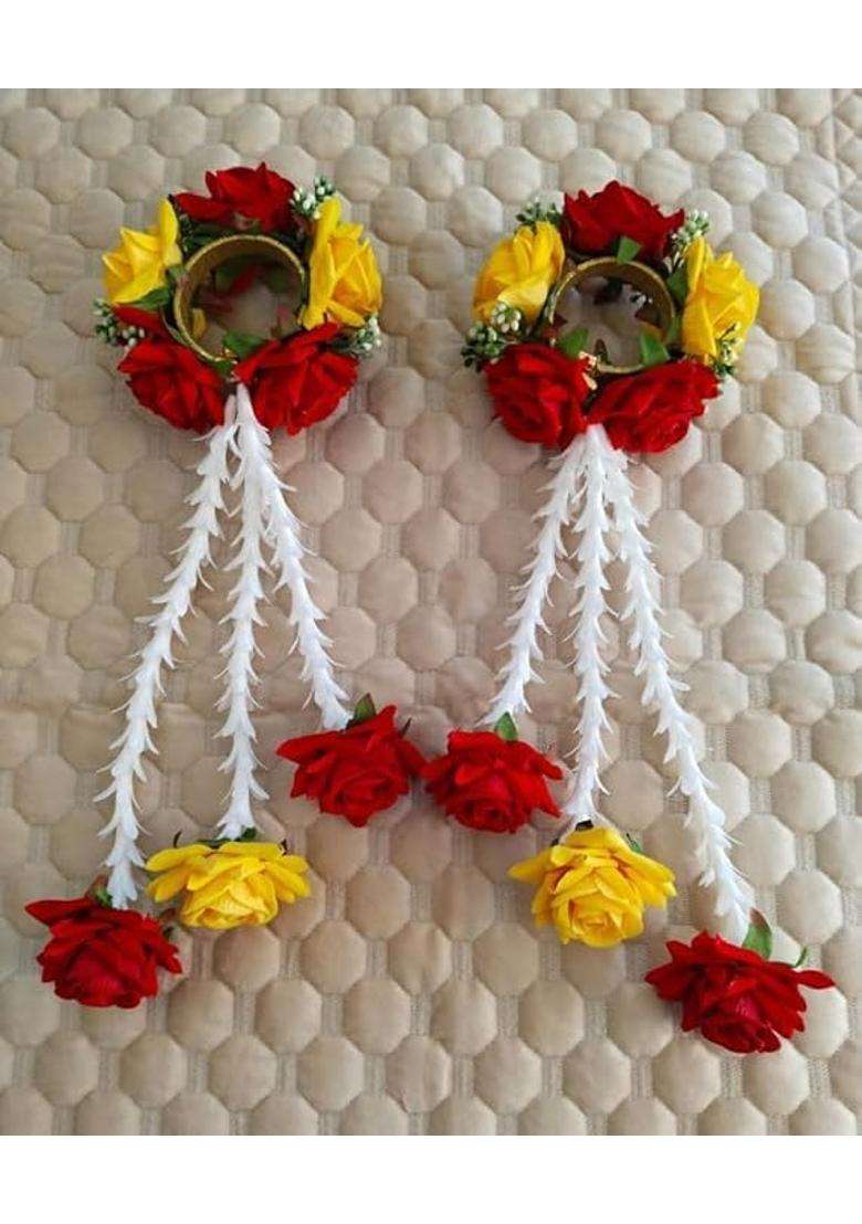 Realtrend Fower Jewellery Multicolor Flower Bracelets Set Kalire Jewellery for Haldi Baby Shower Mehndi - Indya