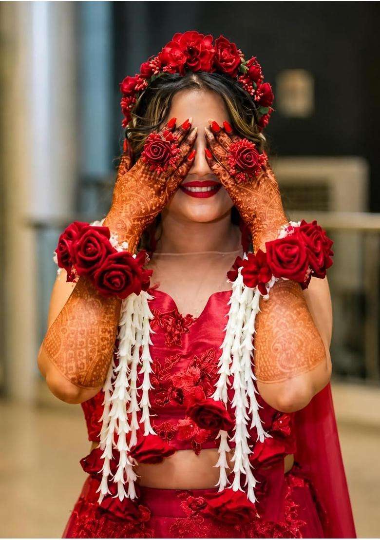 Real Trend Designs Realtrend Premium Fower Jewellery Mahroon Flower Bracelets Set Kalire - Indya