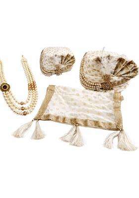 Bhavanya Retails Dulhas Pagari and Stoll Sarbala S Pagari and Mala Off White Grooms Turban Shadi Marriage
