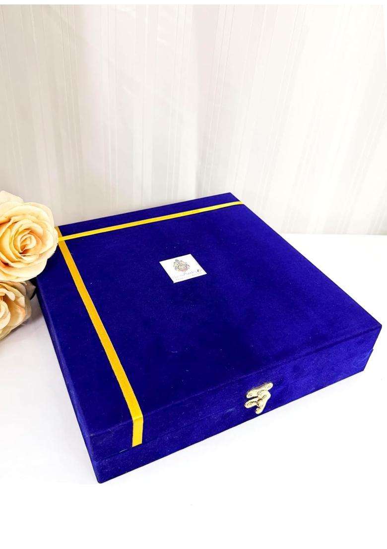 The Paizley German Silver Plated Pooja Thali Pcs with 10 Inch Plate and Velvet Gift Box Set of 7 - Indya