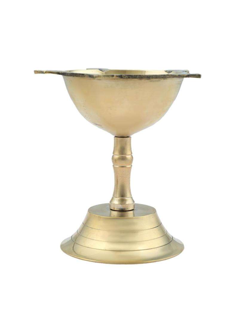 Aditri Creation Decorative Diya Deepak Pooja Diya Star Design Puja Item Brass Oil Lamp for Pooja Aarti Diya - Indya