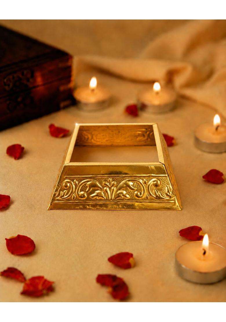 MOJO JOJO Gold with Brass Tong and Wick Stick Traditional Havan Kund for Puja Yagya Hawan and Vastu Rituals - Indya