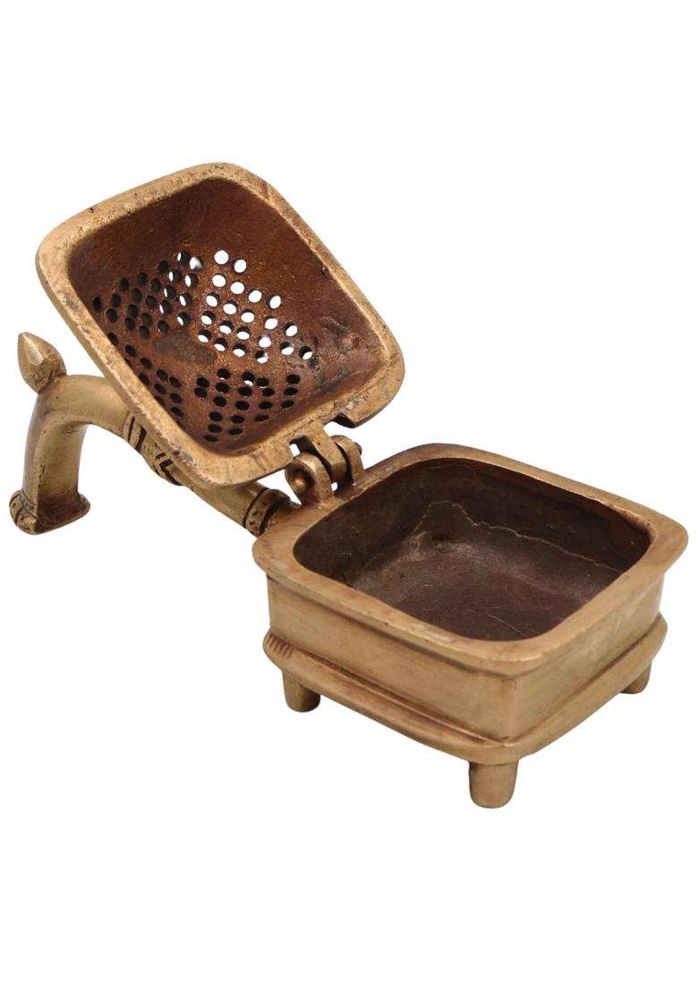 Bhunes Brass Dhoop Dani Incense Burner Pooja Dhoop Holder Doopa Dani Agarbatti Stand for Pooja Meditation - Indya