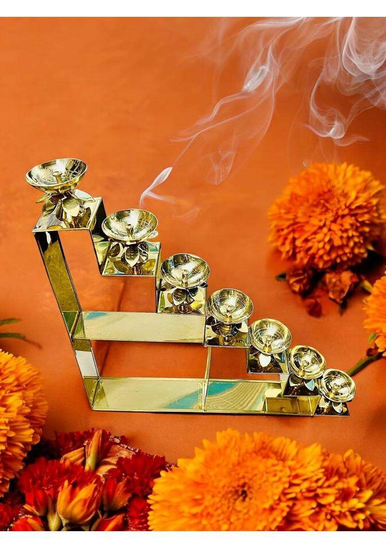 Grehshobha Pure Brass Samai Kuthu Vilakku Lotus Kerala Samai Dia Puja Oil Lamp with Paro Dia Install - Indya