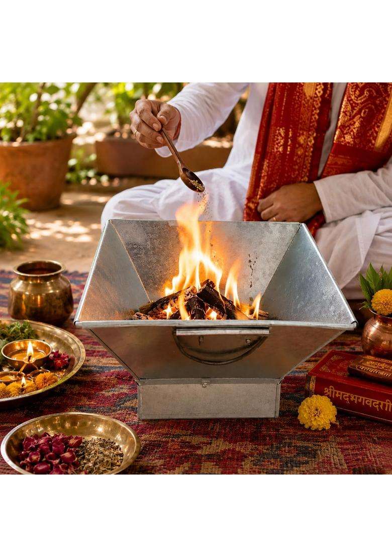 Pure Source India Silver Galvanized Iron Hawan Kund with Handle for Havan Yagya and Pooja - Indya