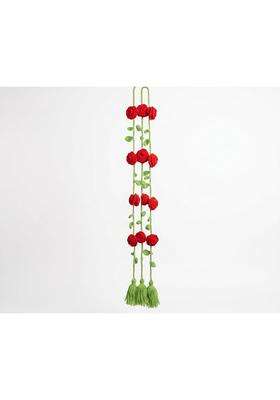 Hookedoncute Handmade Crochet Floral Paranda with Red Roses